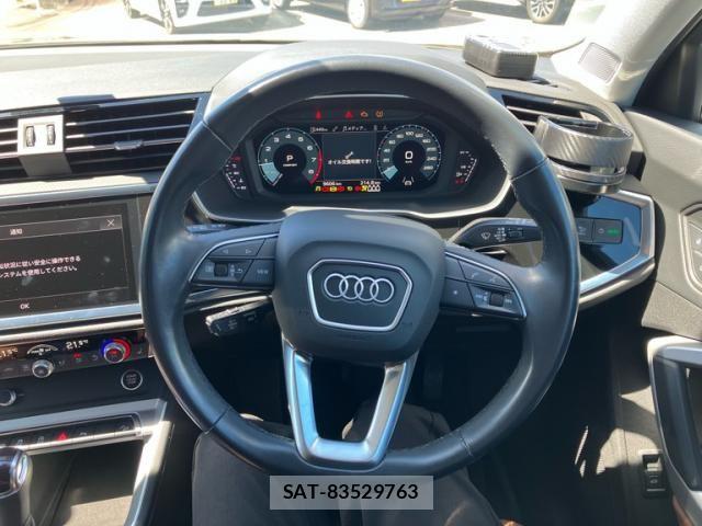 Audi Q3 2023-11 8848276-17