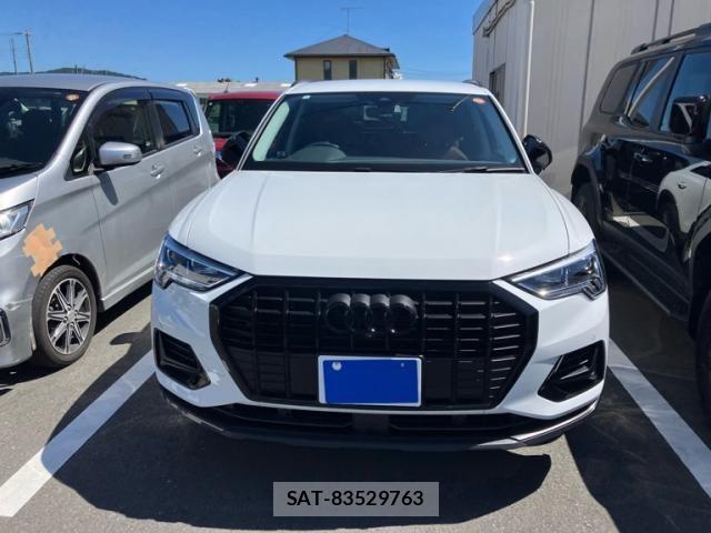 Audi Q3 2023-11 8848276-1