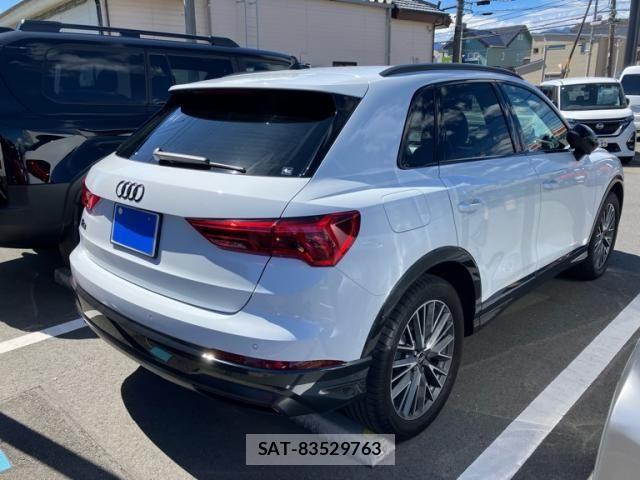 Audi Q3 2023-11 8848276-3