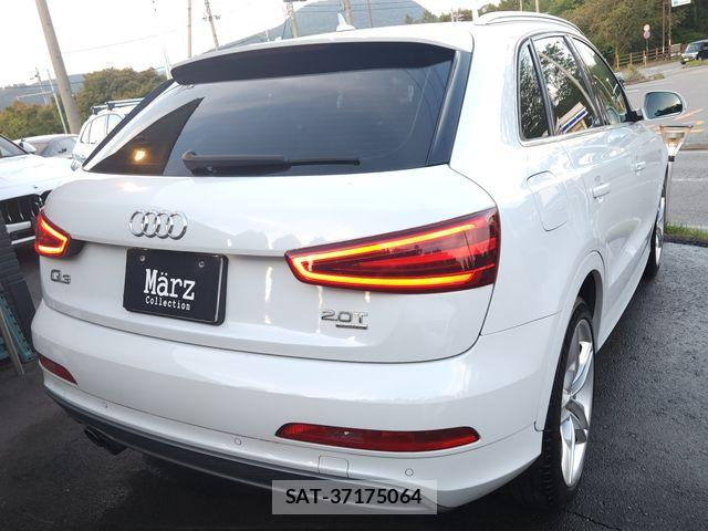 Audi Q3 2014-05 8870445-12