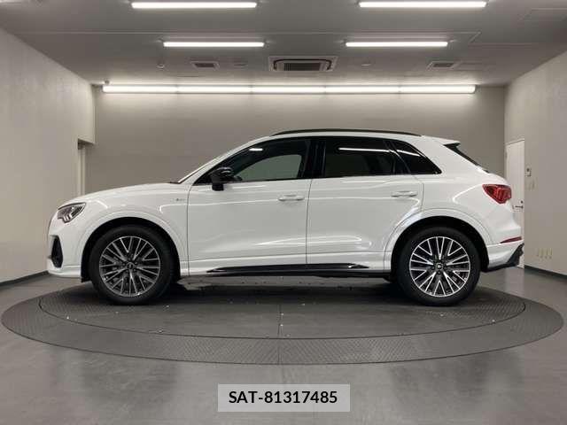 Audi Q3 2023-03 8878745-4