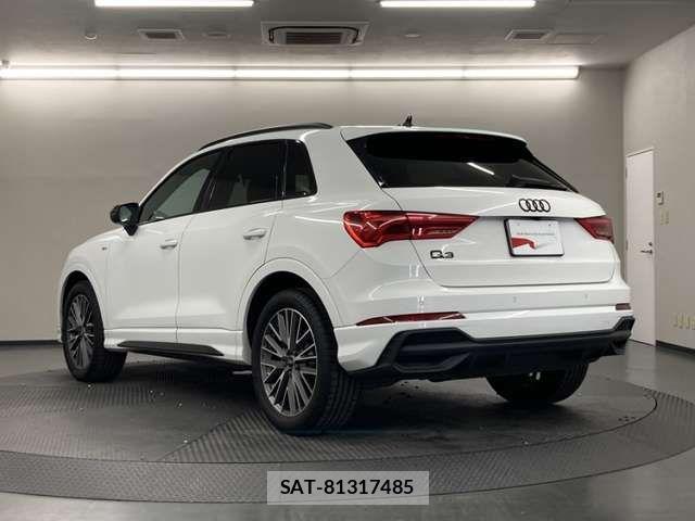 Audi Q3 2023-03 8878745-7
