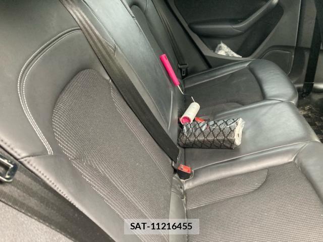 Audi Q3 2013-03 8878749-10