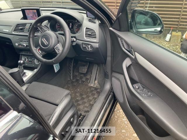 Audi Q3 2013-03 8878749-12