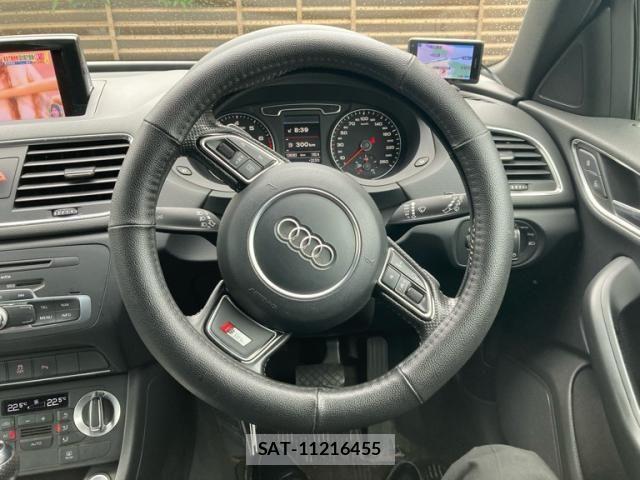 Audi Q3 2013-03 8878749-15