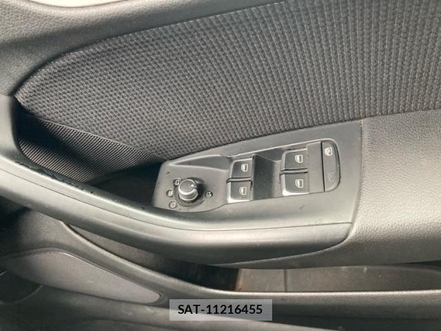 Audi Q3 2013-03 8878749-18