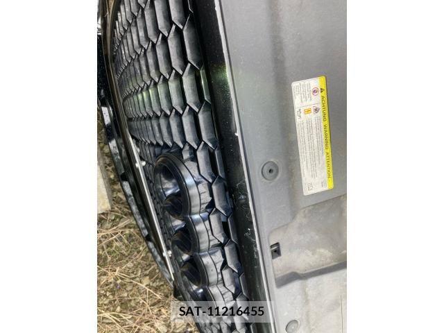 Audi Q3 2013-03 8878749-26