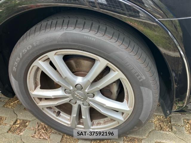 Audi Q3 2018-03 8883321-2
