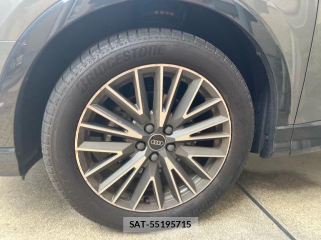 Audi Q3 2024-01 8883319-2