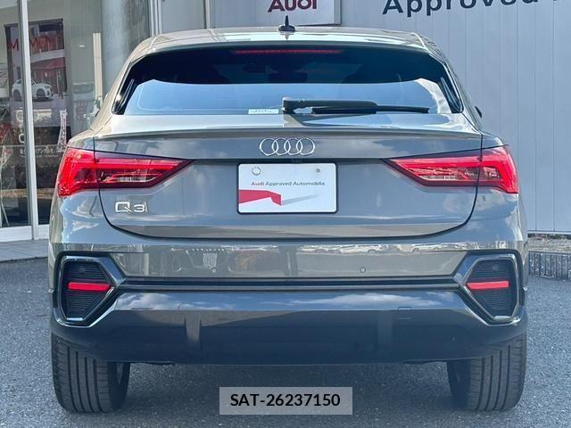 Audi Q3 2020-09 687296-3