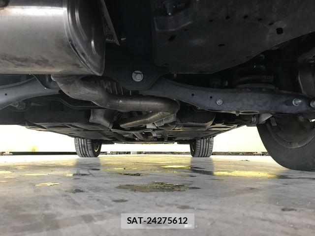 Audi Q3 2021-06 3420318-28