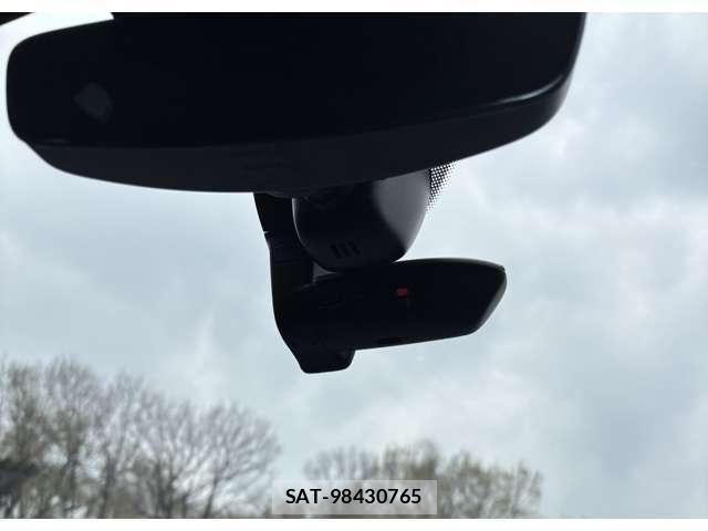 Audi Q3 2021-02 6242239-17