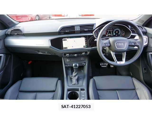 Audi Q3 2024-12 6525484-1