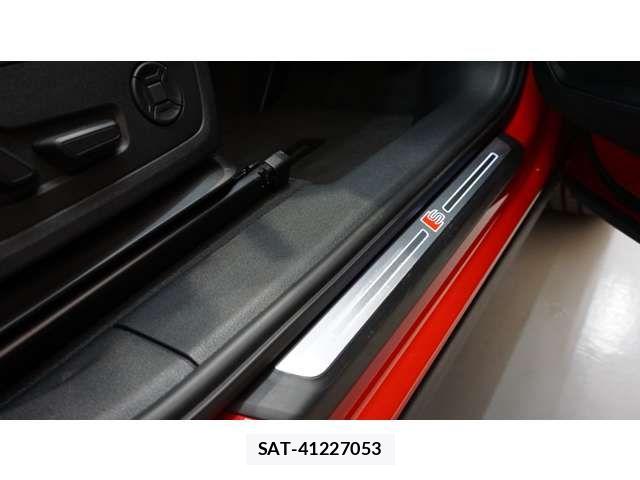 Audi Q3 2024-12 6525484-7
