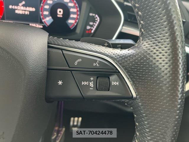 Audi Q3 2020-09 6610624-18