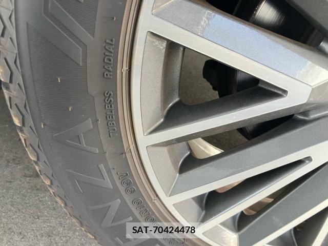 Audi Q3 2020-09 6610624-4