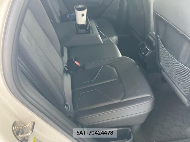 Audi Q3 2020-09 6610624-8