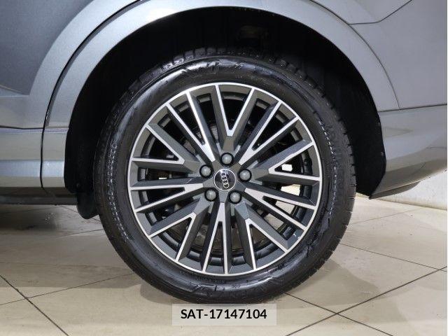 Audi Q3 2022-11 7215034-14
