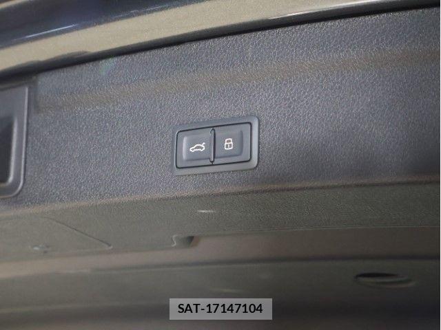 Audi Q3 2022-11 7215034-8