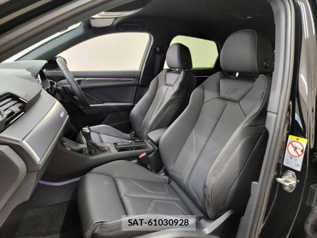 Audi Q3 2021-06 7215035-9