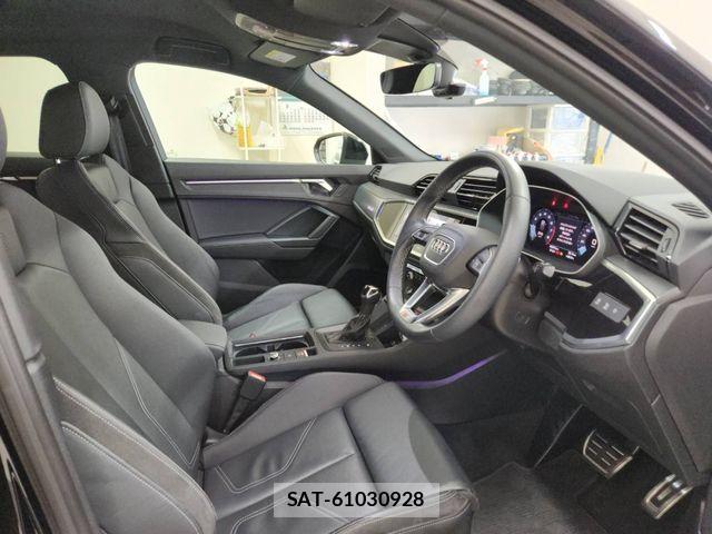 Audi Q3 2021-06 7215035-3