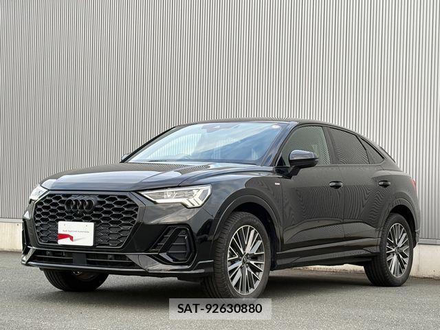 Audi Q3 2023-08 7215030-0