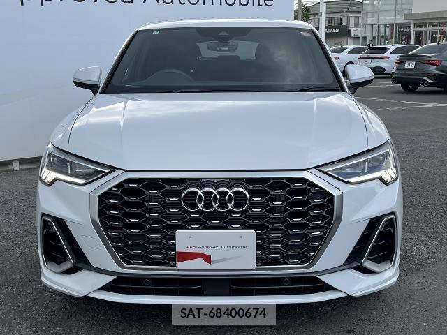 Audi Q3 2025-09 7215038-17