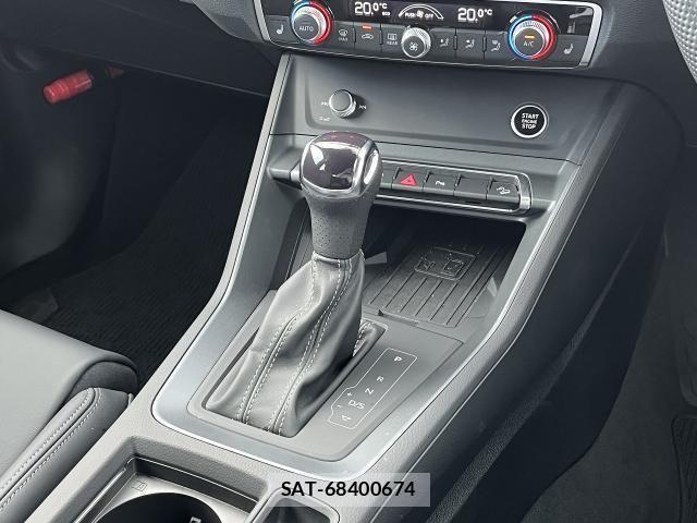 Audi Q3 2025-09 7215038-28