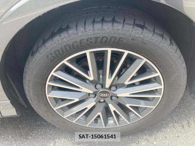 Audi Q3 2023-01 7271547-6