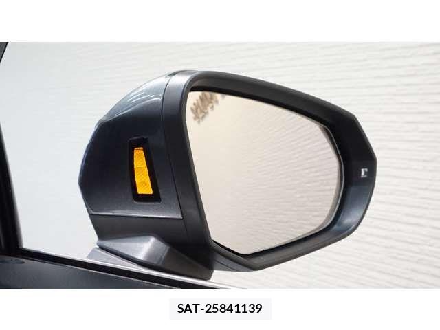 Audi Q3 2024-06 7325762-8