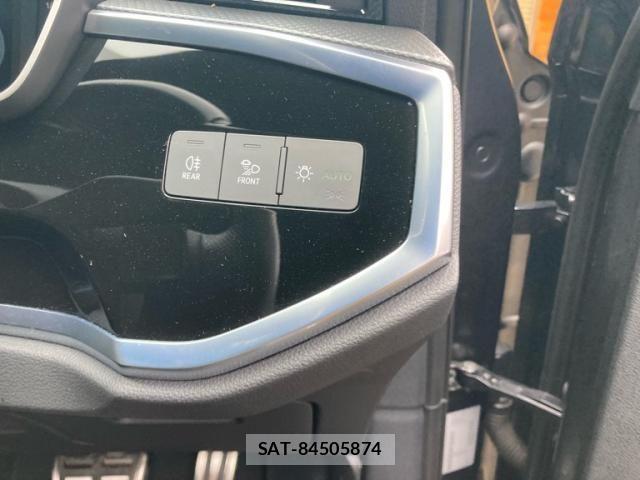 Audi Q3 2023-01 7325761-15