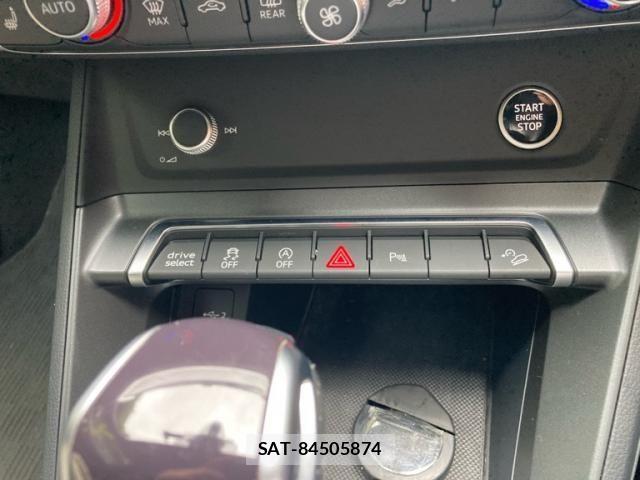 Audi Q3 2023-01 7325761-17