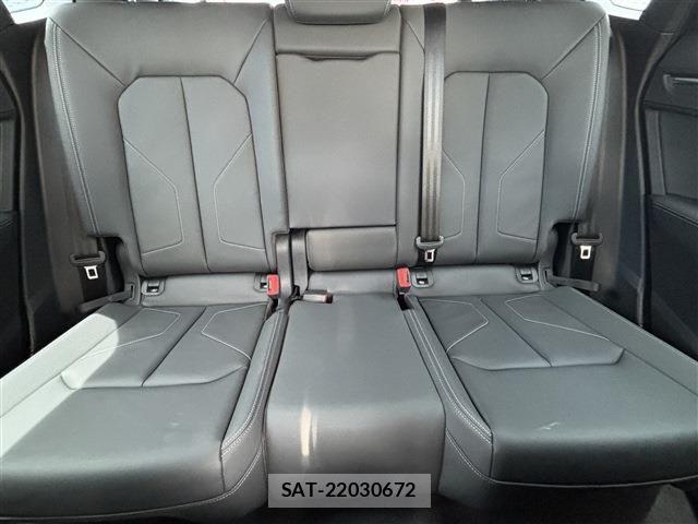 Audi Q3 2021-01 7325765-13