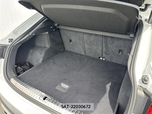Audi Q3 2021-01 7325765-15