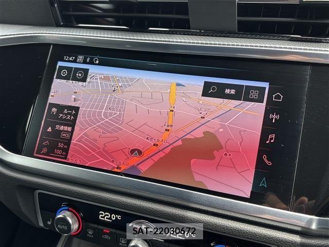 Audi Q3 2021-01 7325765-6