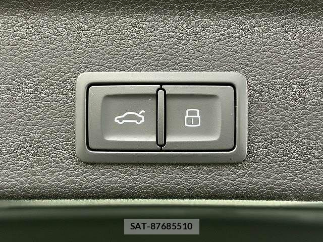 Audi Q3 2022-12 7356890-10