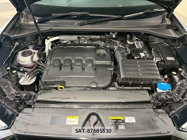 Audi Q3 2022-12 7356890-11