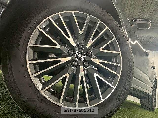 Audi Q3 2022-12 7356890-18