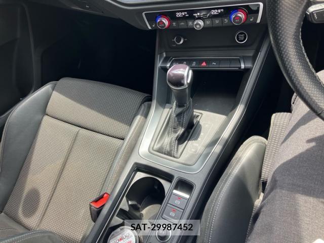 Audi Q3 2022-08 7499608-20