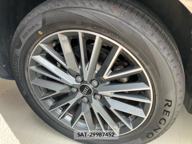 Audi Q3 2022-08 7499608-6