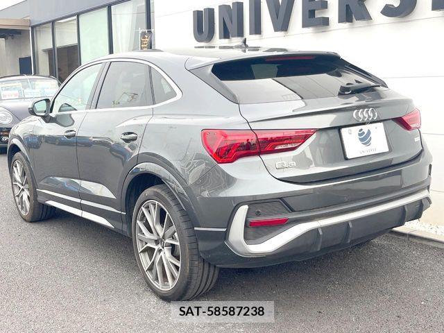 Audi Q3 2023-11 7615079-16