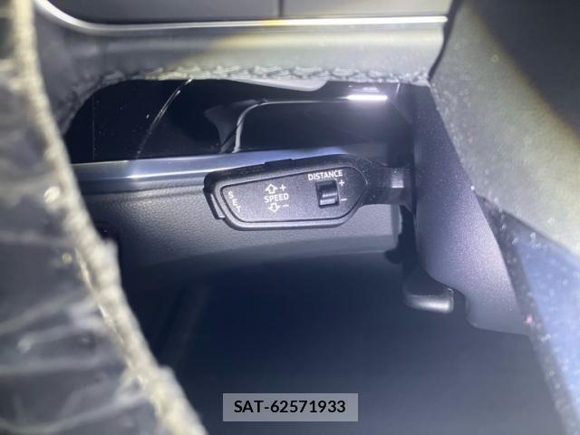 Audi Q3 2021-04 7615078-16