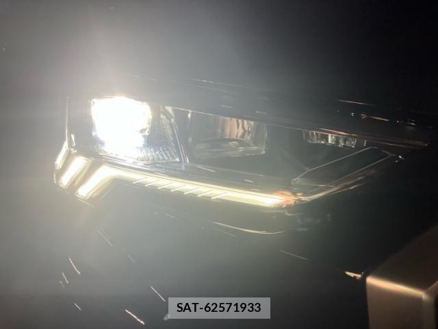 Audi Q3 2021-04 7615078-19