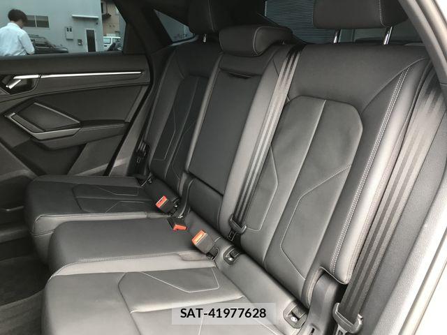 Audi Q3 2021-05 7720974-11
