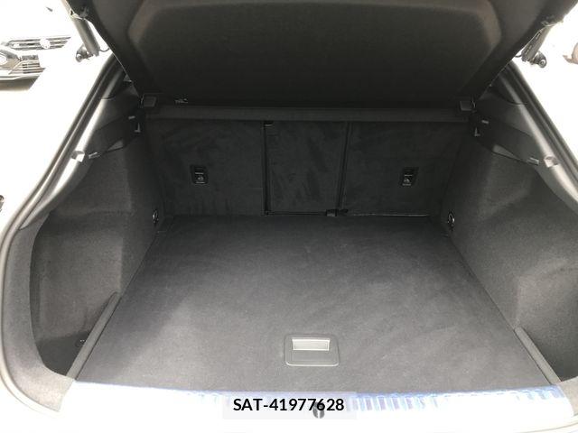 Audi Q3 2021-05 7720974-14