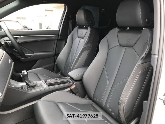 Audi Q3 2021-05 7720974-8