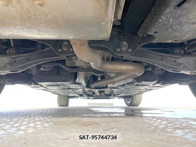 Audi Q3 2021-06 7720982-8