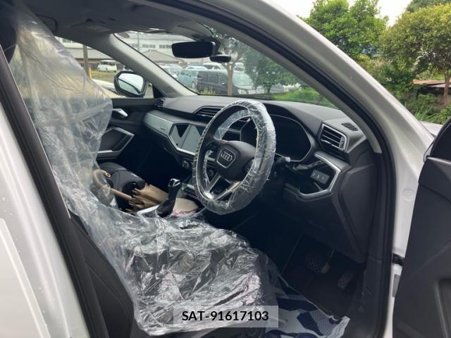 Audi Q3 2020-11 7782719-10