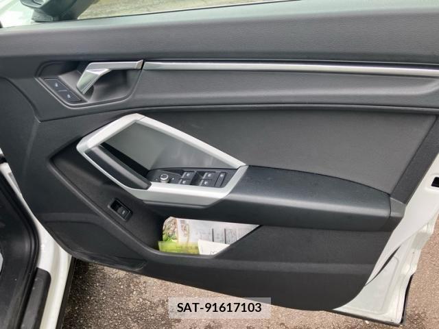 Audi Q3 2020-11 7782719-11