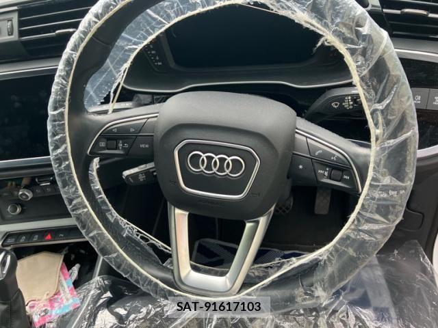 Audi Q3 2020-11 7782719-12